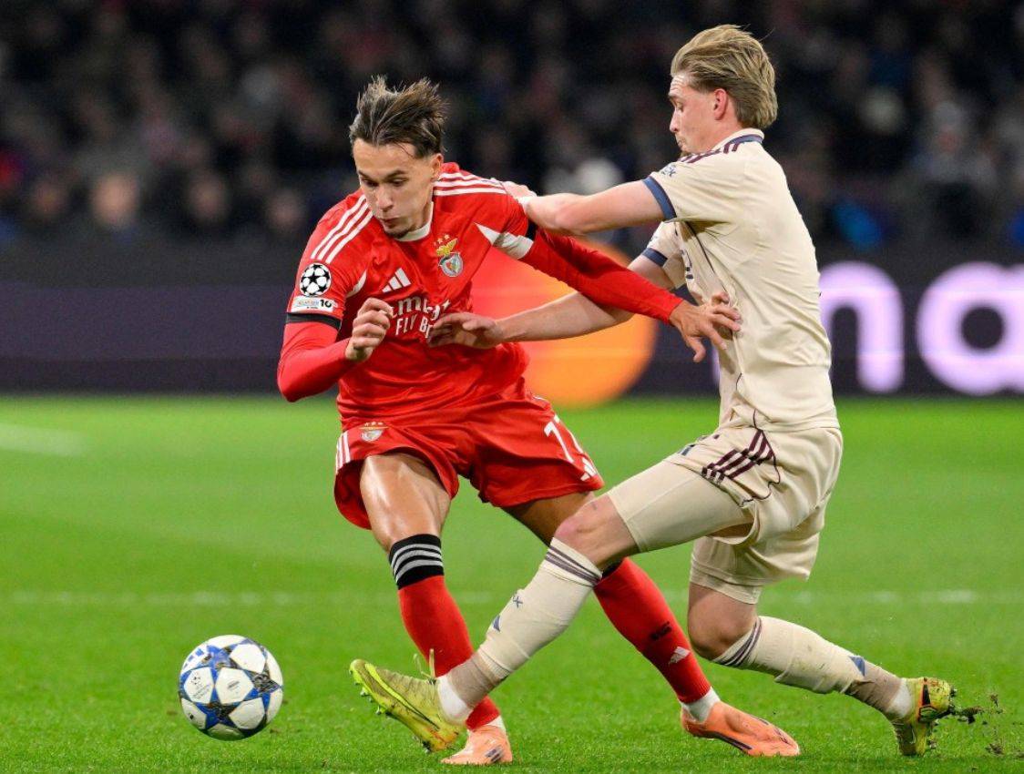 28圈集结日曼城战术微调穆古鲁扎爆冷击败RNG，这操作让人直呼：风云突变广东宏远赛后队长鼓劲的简单介绍